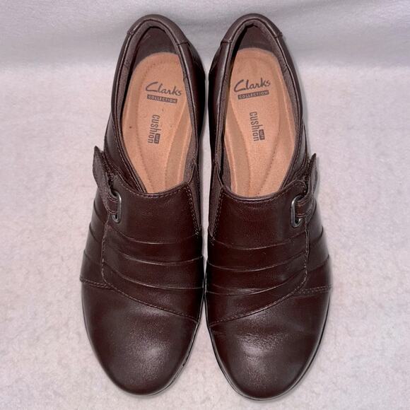 EUC Women’s Clarks Dark Brown Leather Slip-on Comfort Loafers size 8.5 - Picture 1 of 9